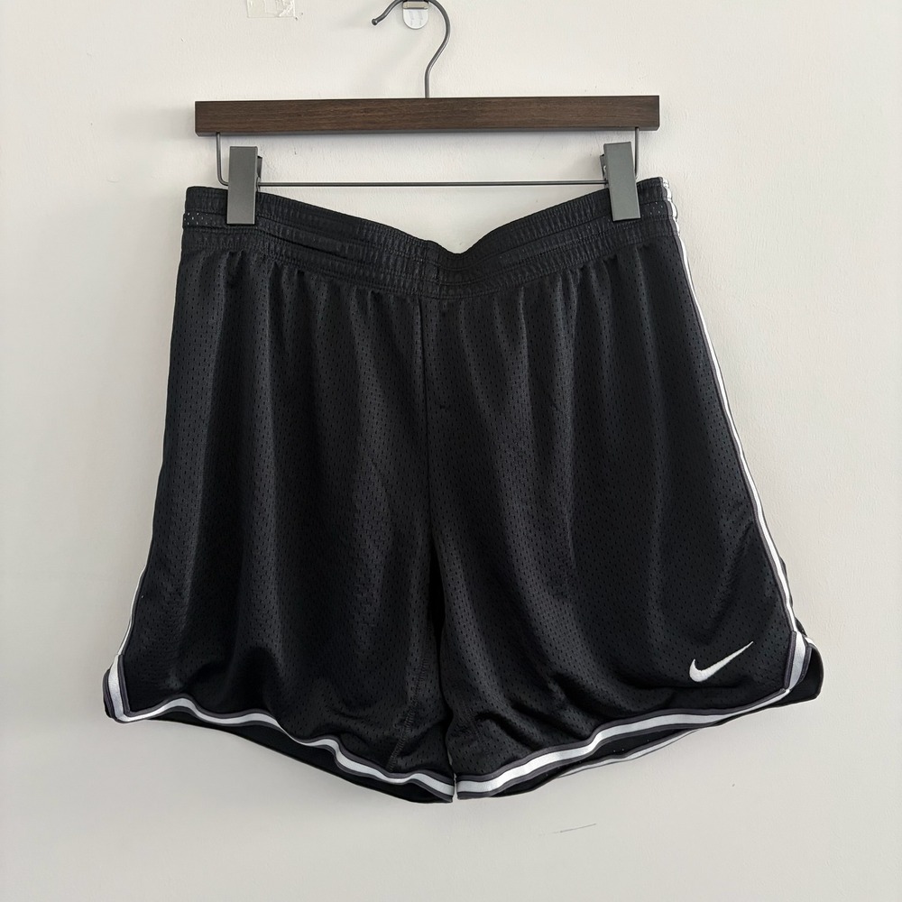 Nike Dri-FIT Mesh Basketball Shorts Mens Medium Black White Striped Athletic Gym